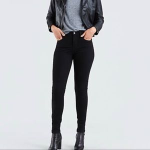 Black Levi’s 721 High Rise Skinny Women’s Jeans